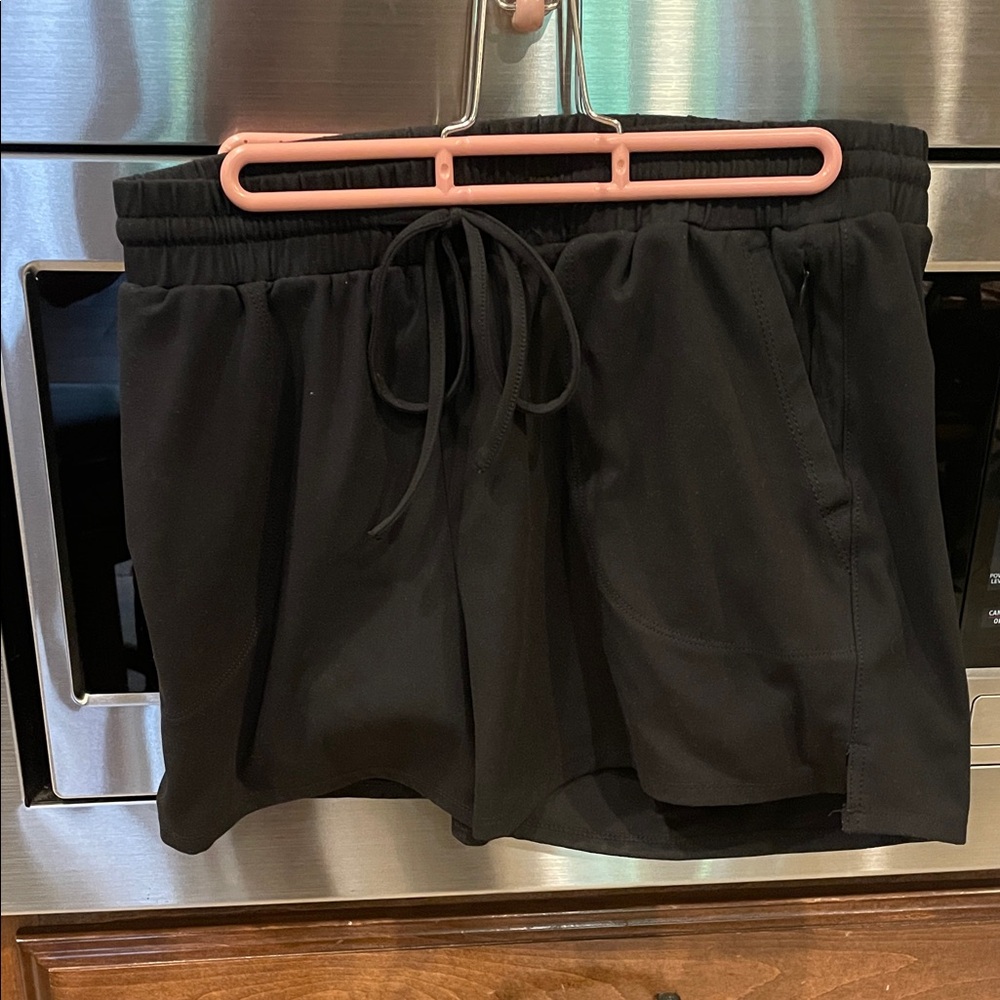 Rachel Zoe Black Athletic Shorts